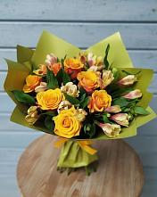 Букет цветов из:  Альстромерии и Розы в Чагоде