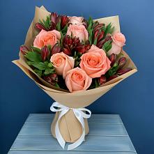 Букет цветов из:  Розы и Альстромерии в Чагоде