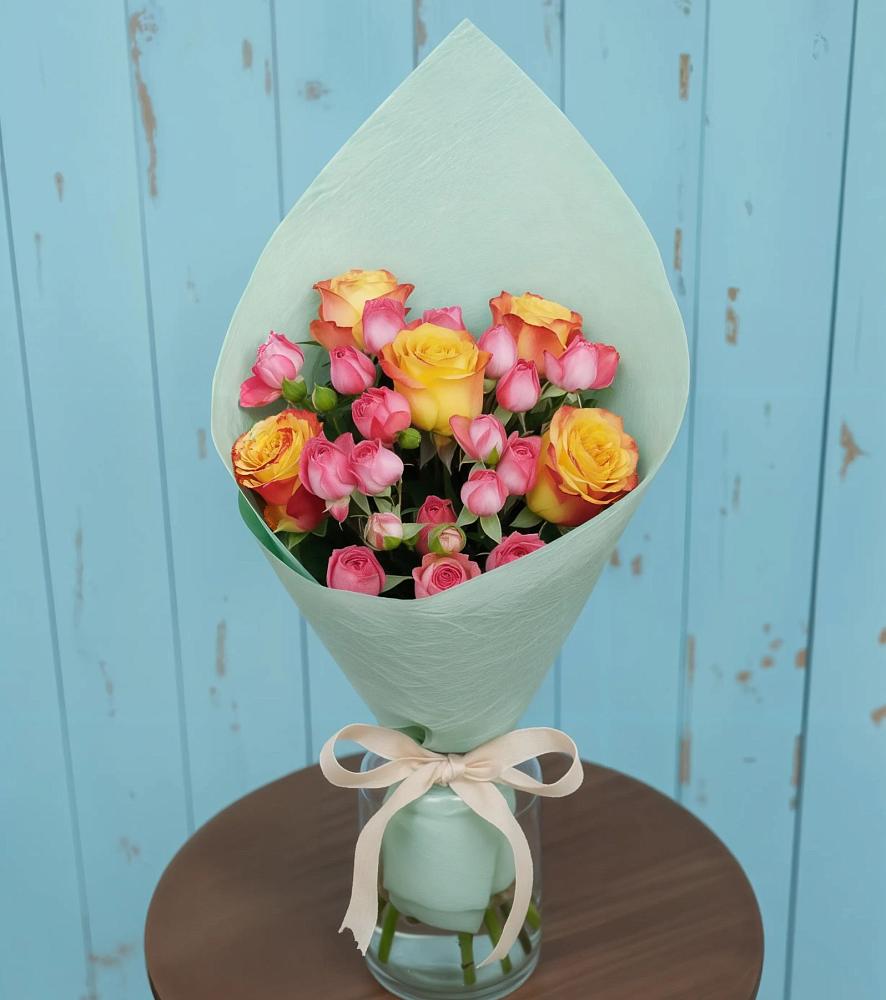 Букет цветов из: Розы в Чагоде