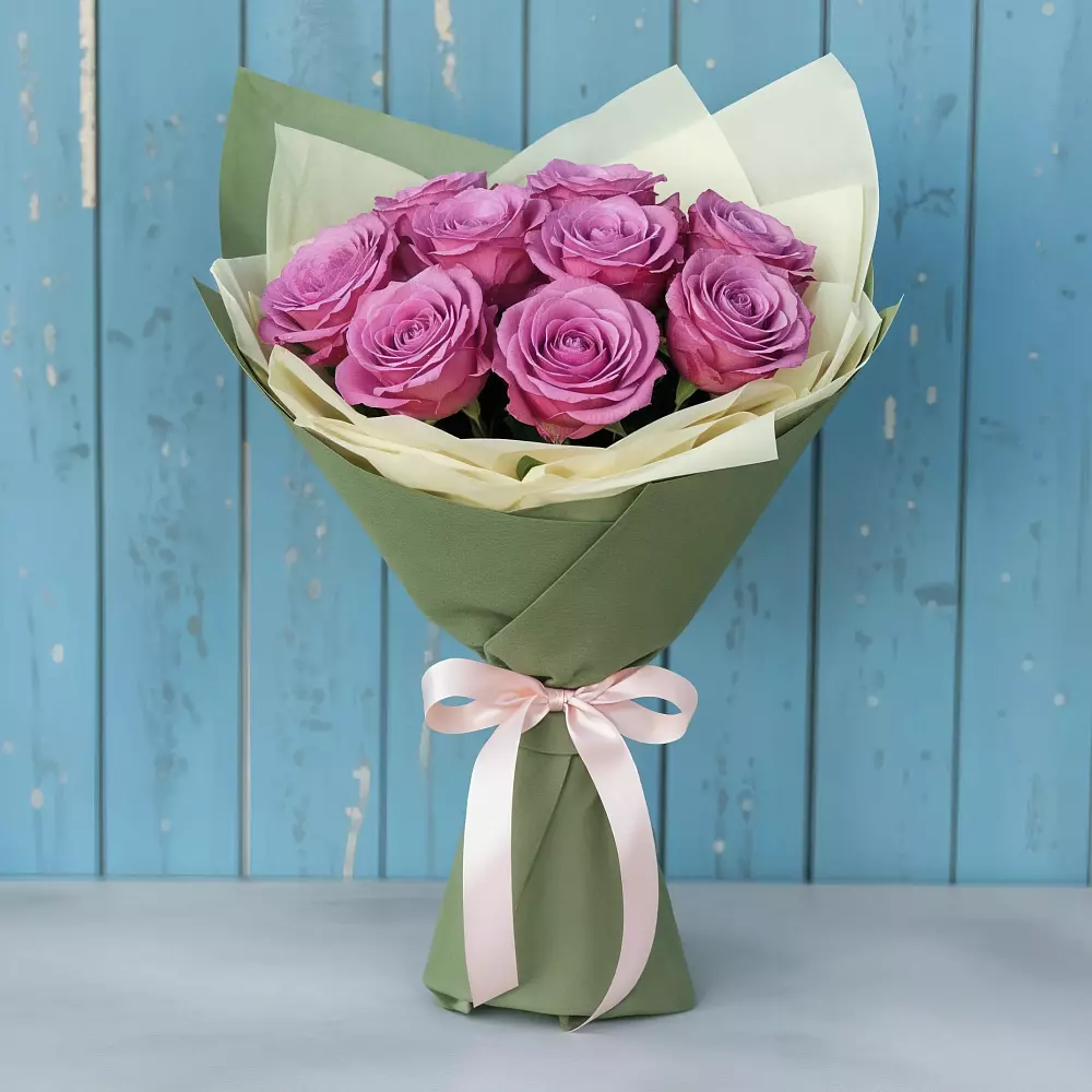 Букет Розы Фёрст Леди в Чагоде