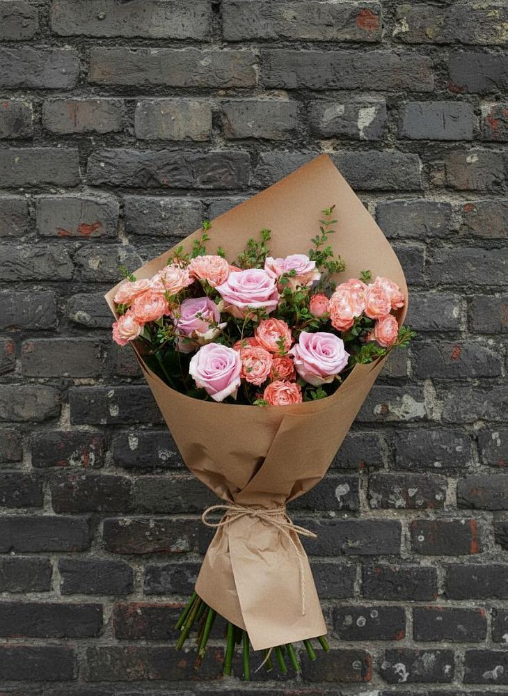 Букет цветов из: Розы в Чагоде