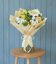 Букет цветов из:  Хризантемы и Розы в Чагоде