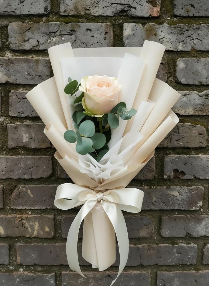 Букет цветов из: Розы в Чагоде